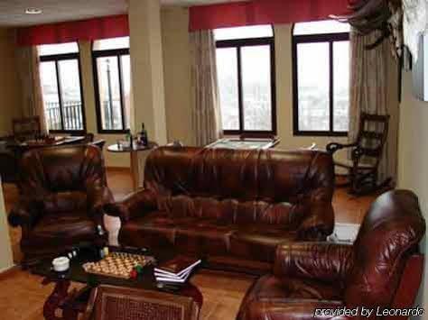 Hotel Restaurante Banos Baños de la Encina Екстериор снимка