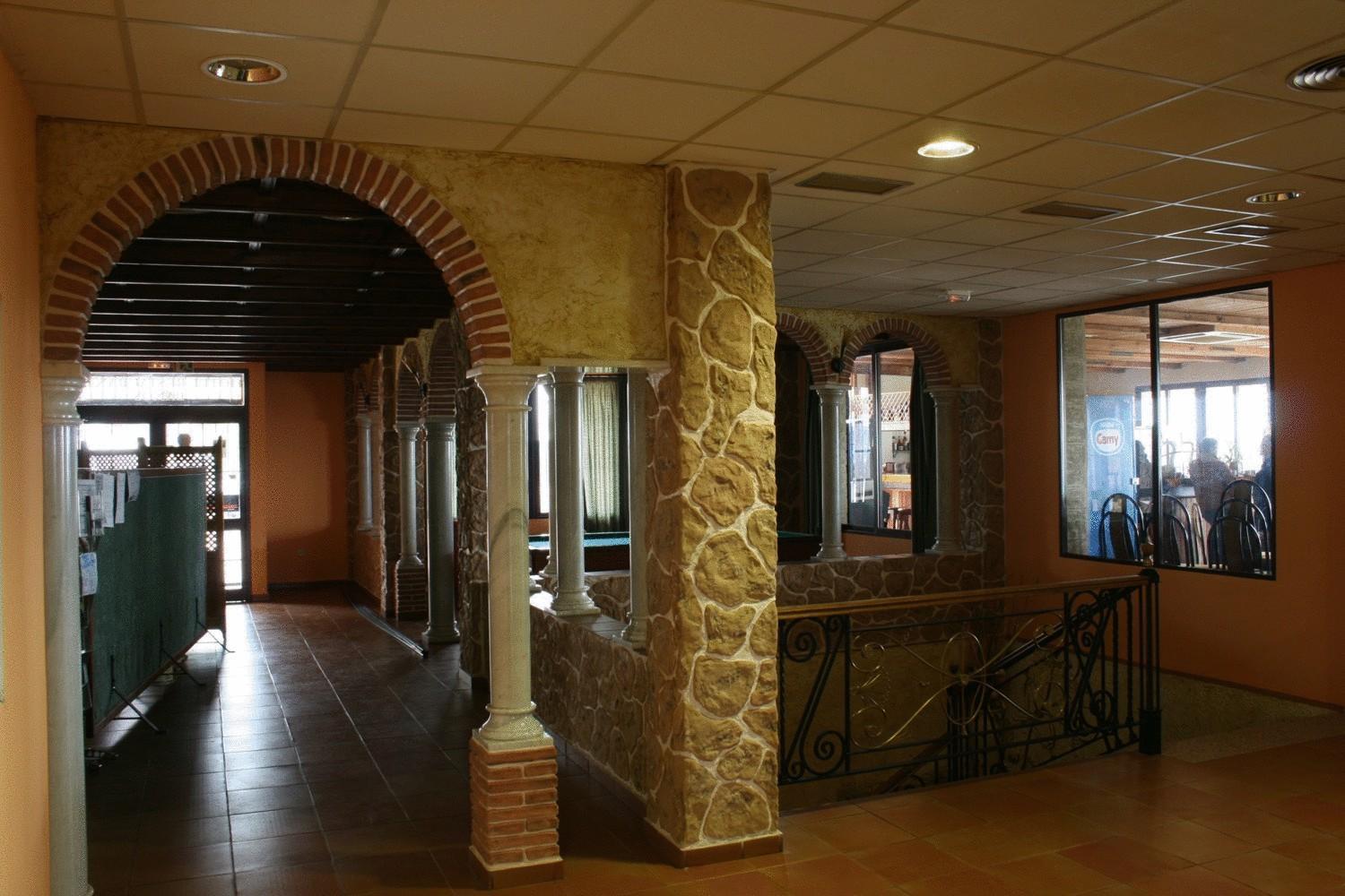 Hotel Restaurante Banos Baños de la Encina Екстериор снимка